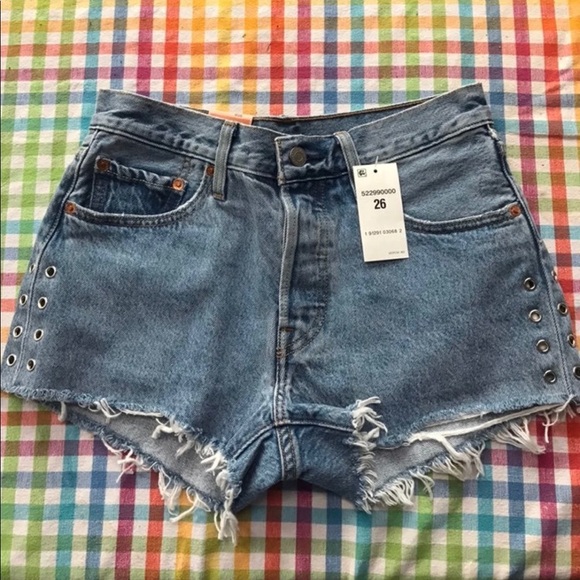 Levi’s jean shorts - Picture 1 of 3